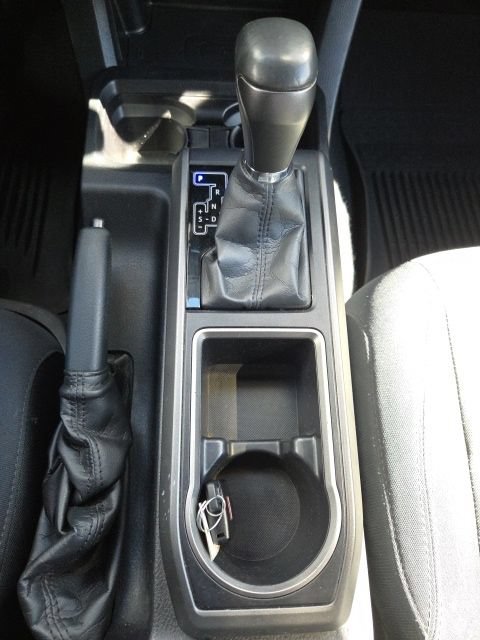 Used 2021 Toyota Tacoma TRD Sport w/ Technology Package AWD/4WD image 18