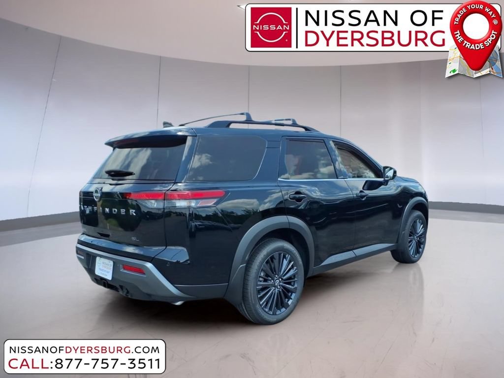 New 2026 Nissan Pathfinder SL w/ SL Premium Package FWD image 3