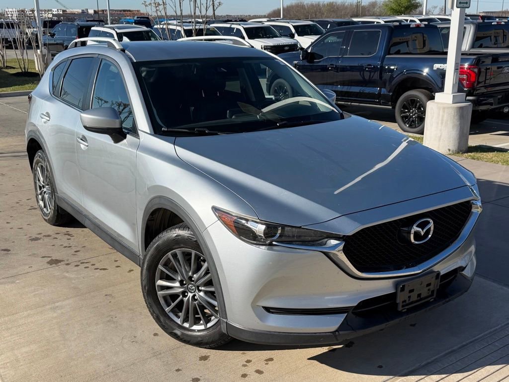 Used 2017 MAZDA CX-5 Touring image 3