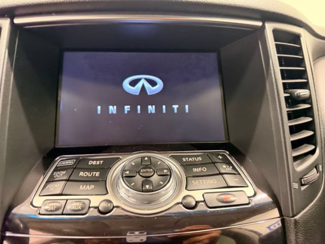 Used 2011 INFINITI FX35 AWD w/ Premium Pkg image 39