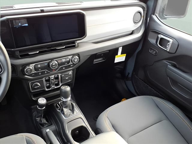 New 2026 Jeep Wrangler Unlimited Sport AWD/4WD image 13