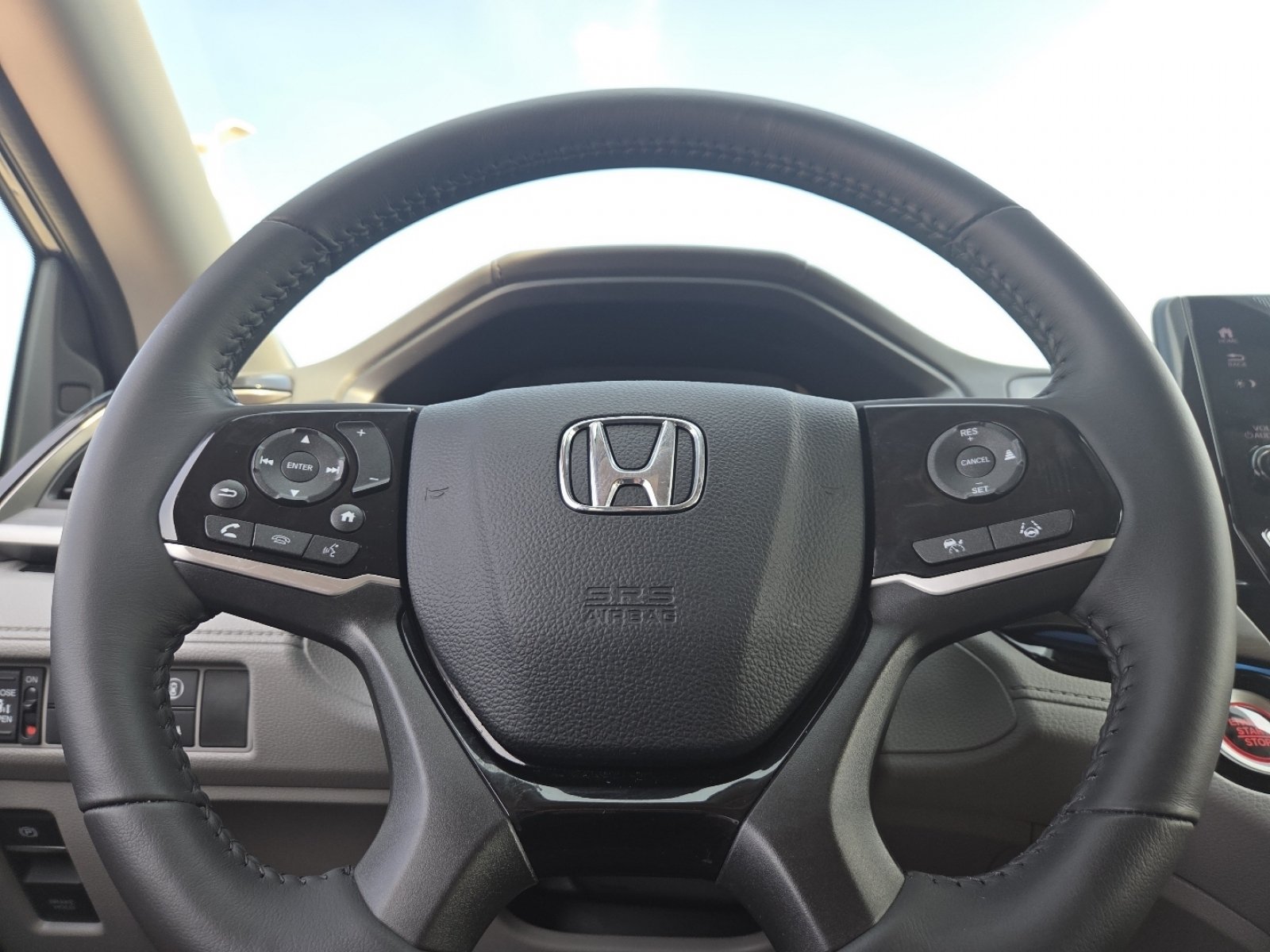 Used 2024 Honda Odyssey Touring image 27