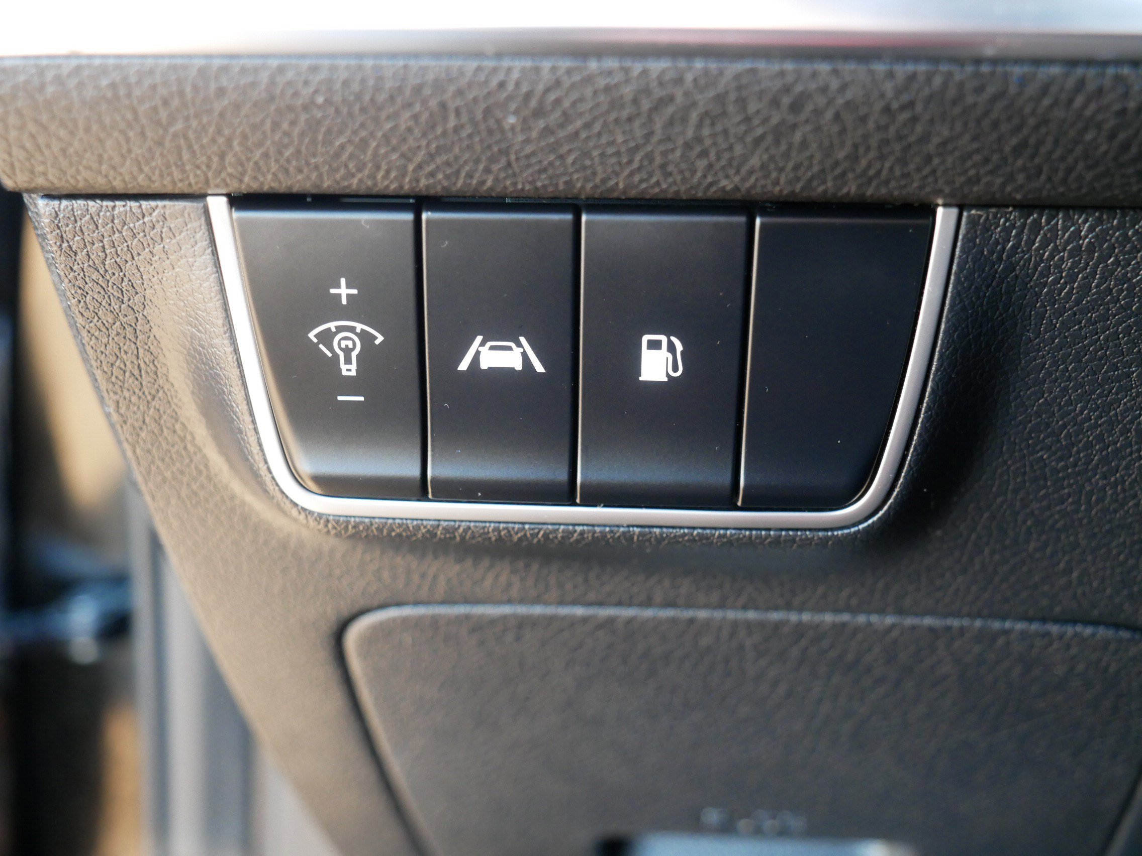 Certified 2022 Kia Stinger GT-Line w/ Sun & Sound Package image 27