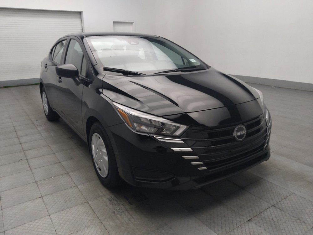 Used 2025 Nissan Versa S w/ Trunk Package image 13