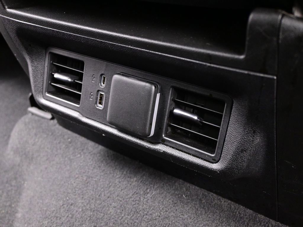 Used 2022 Chevrolet Silverado 1500 LT image 34