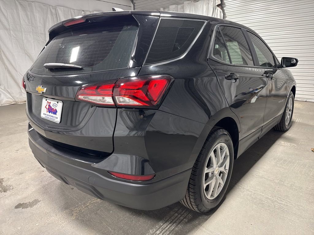 Used 2023 Chevrolet Equinox LS FWD image 7