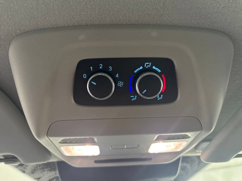Used 2026 Ford Transit 350 XLT RWD image 32