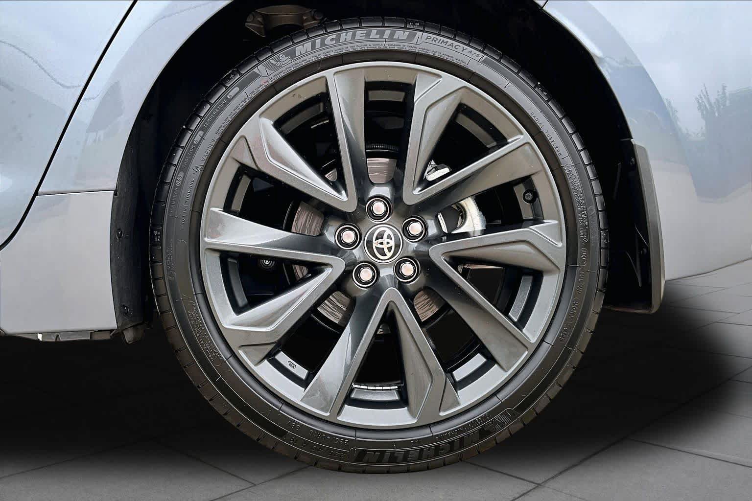 Used 2025 Toyota Corolla SE FWD image 11