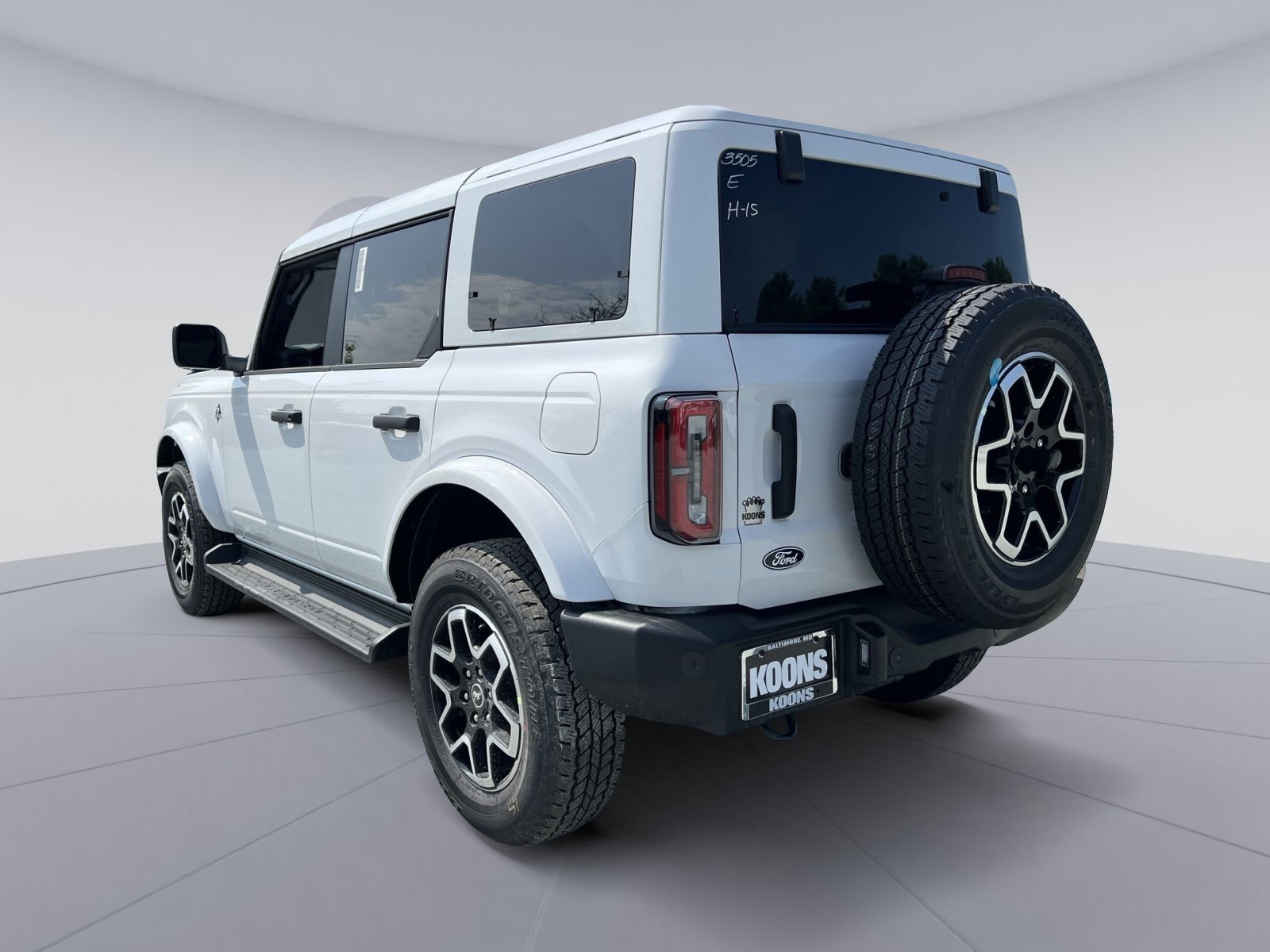 New 2026 Ford Bronco Outer Banks AWD/4WD image 4