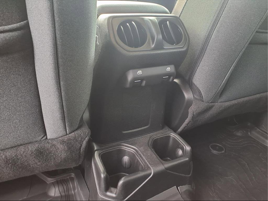 Used 2024 Jeep Wrangler Sport S image 21