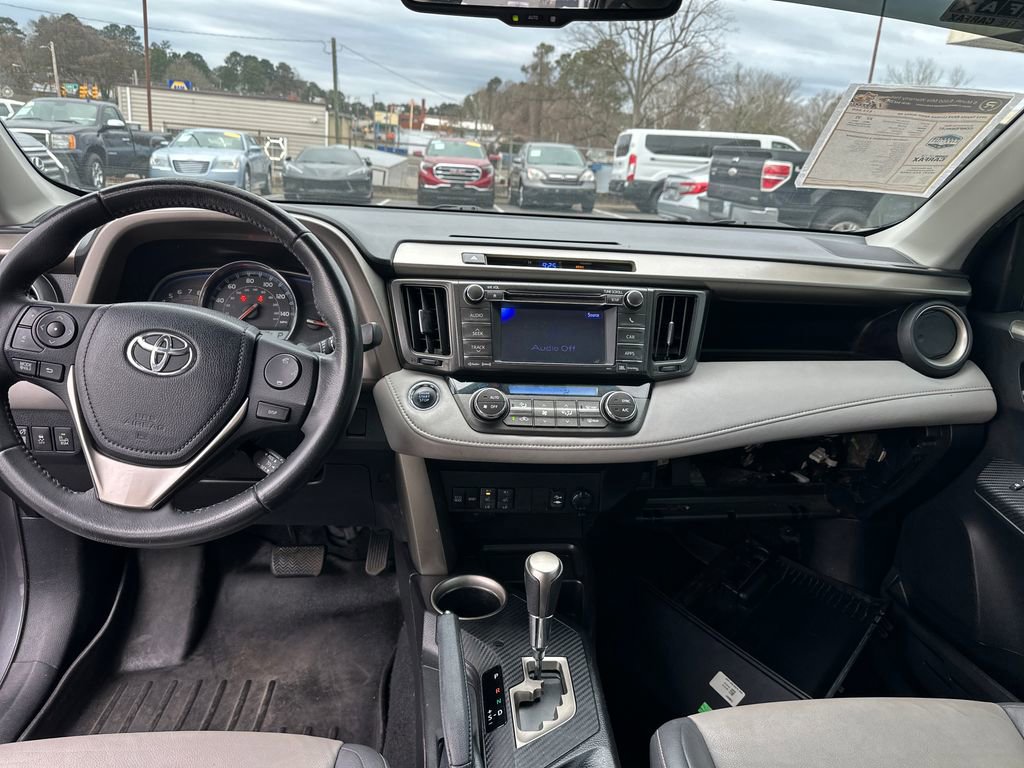 Used 2013 Toyota RAV4 Limited image 13