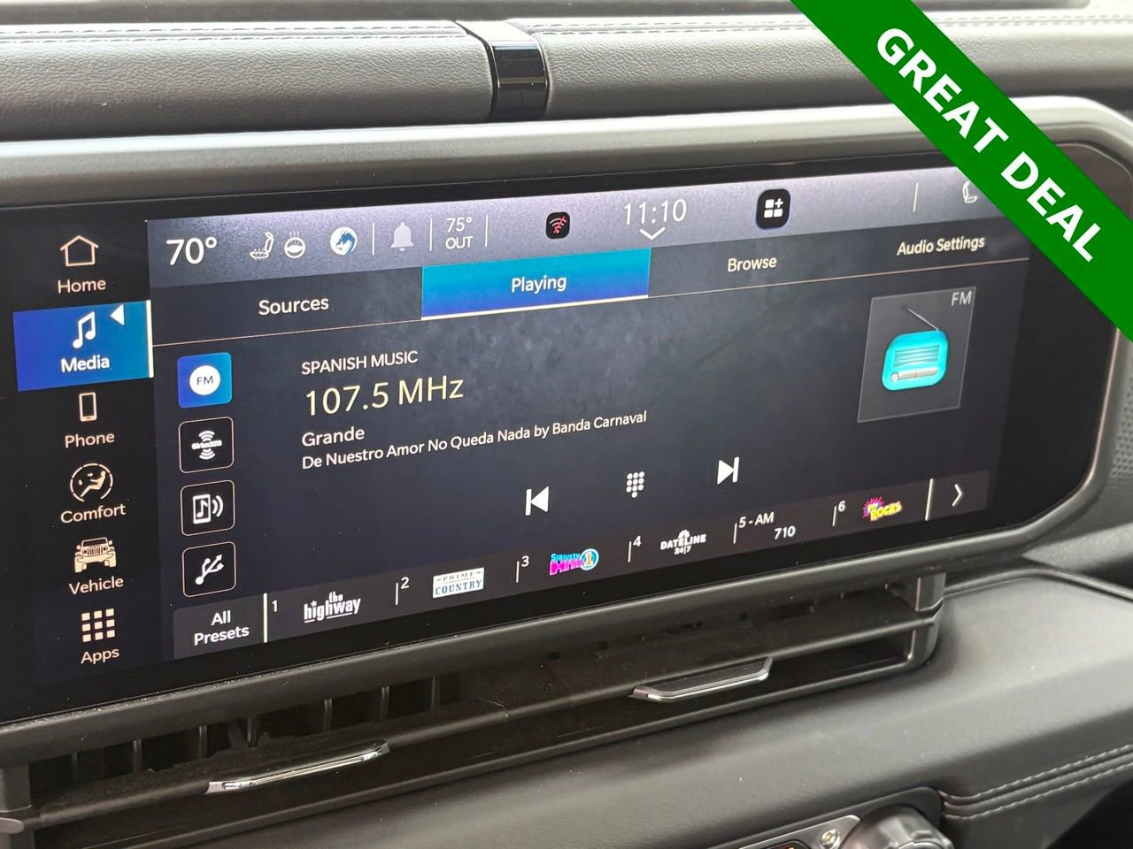 Used 2025 Jeep Gladiator Rubicon w/ Convenience Group AWD/4WD image 28