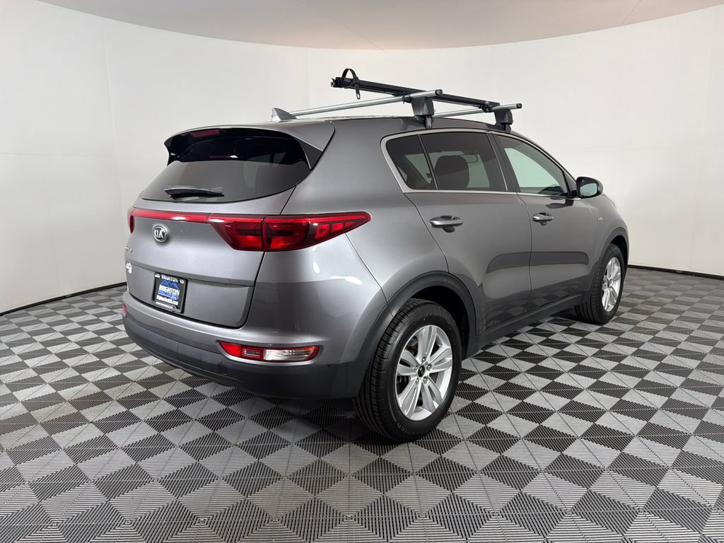 Used 2018 Kia Sportage LX AWD/4WD image 3