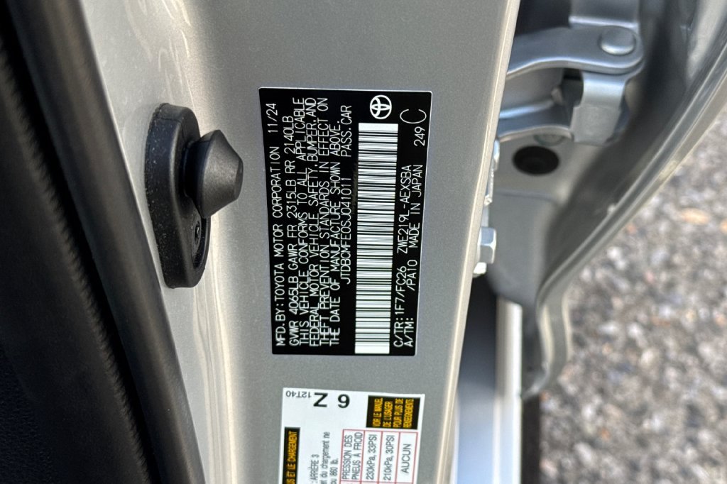 Certified 2025 Toyota Corolla SE w/ SE Premium Package FWD image 27