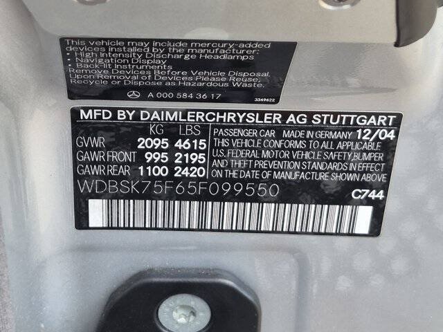 Used 2005 Mercedes-Benz SL 500 image 32