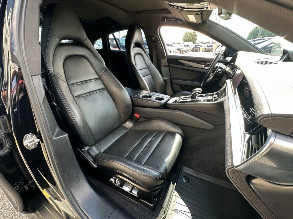 Used 2019 Porsche Panamera image 44