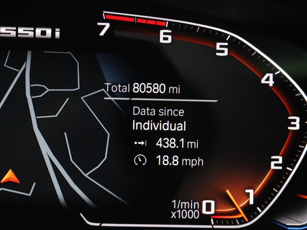 Used 2021 BMW M550i xDrive w/ Executive Package AWD/4WD image 39