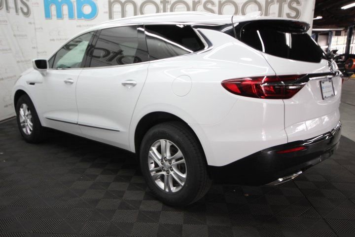 Used 2019 Buick Enclave Essence image 3