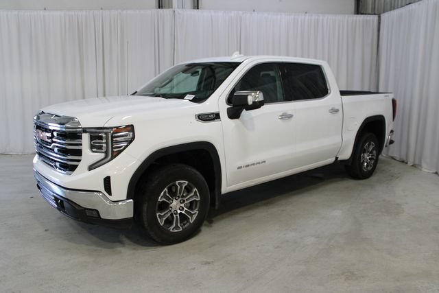 Used 2025 GMC Sierra 1500 SLT AWD/4WD image 27