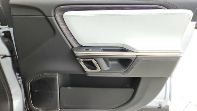 Used 2023 Rivian R1T Adventure image 24