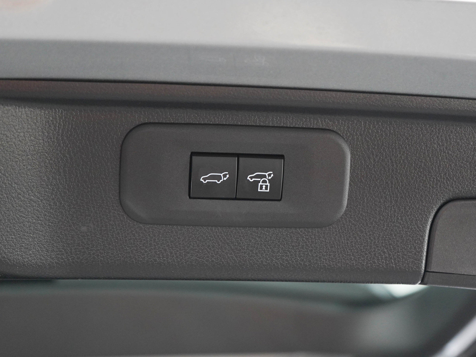 Used 2024 Toyota Grand Highlander AWD Hybrid image 17