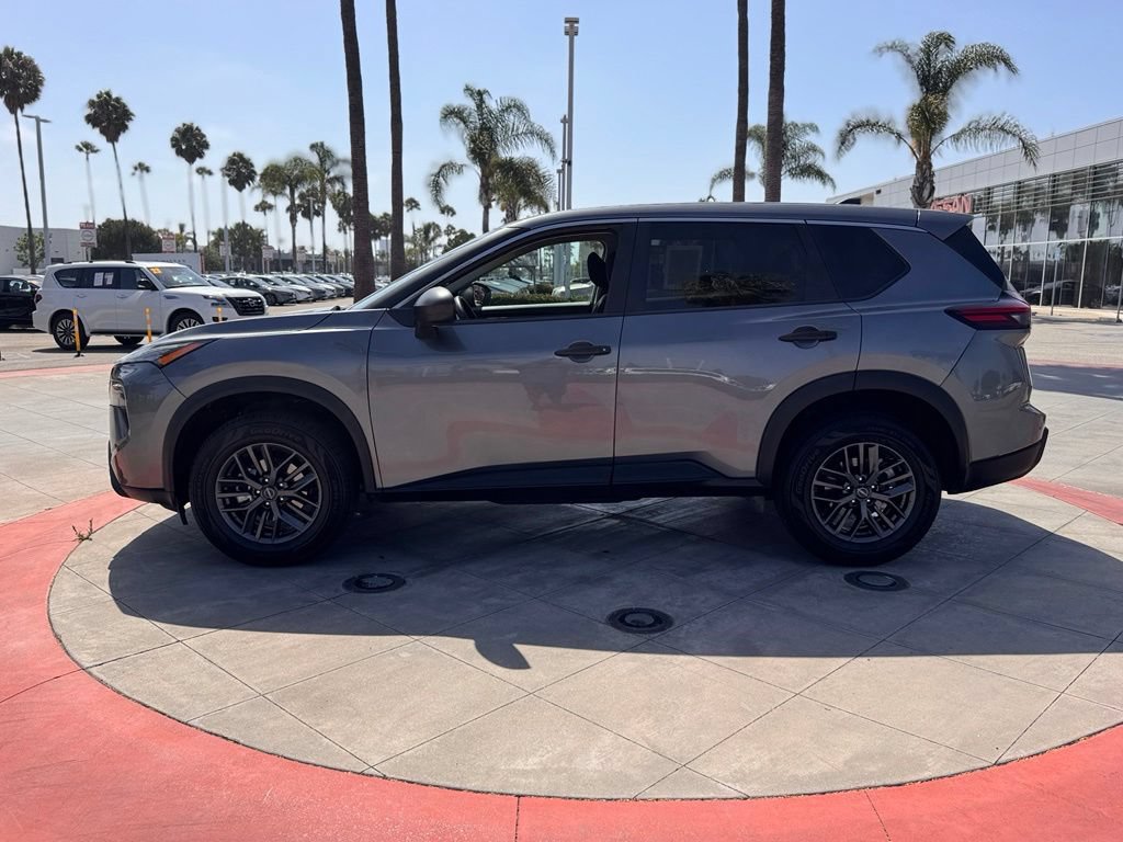 Certified 2024 Nissan Rogue S FWD image 5