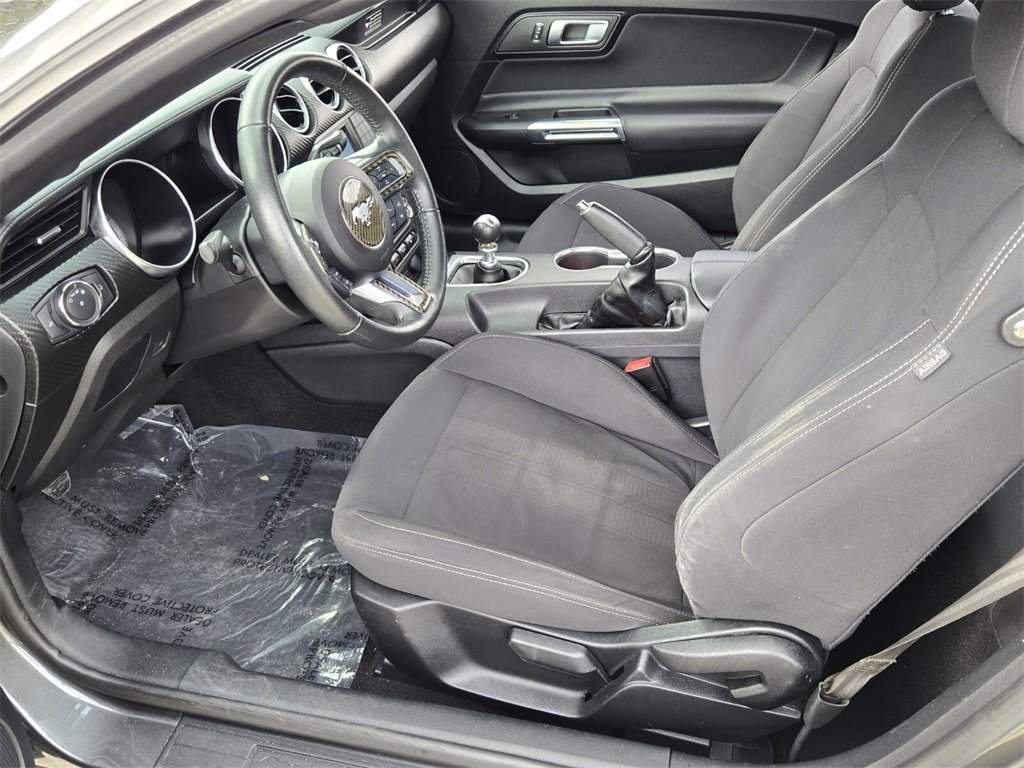 Used 2020 Ford Mustang Coupe image 11