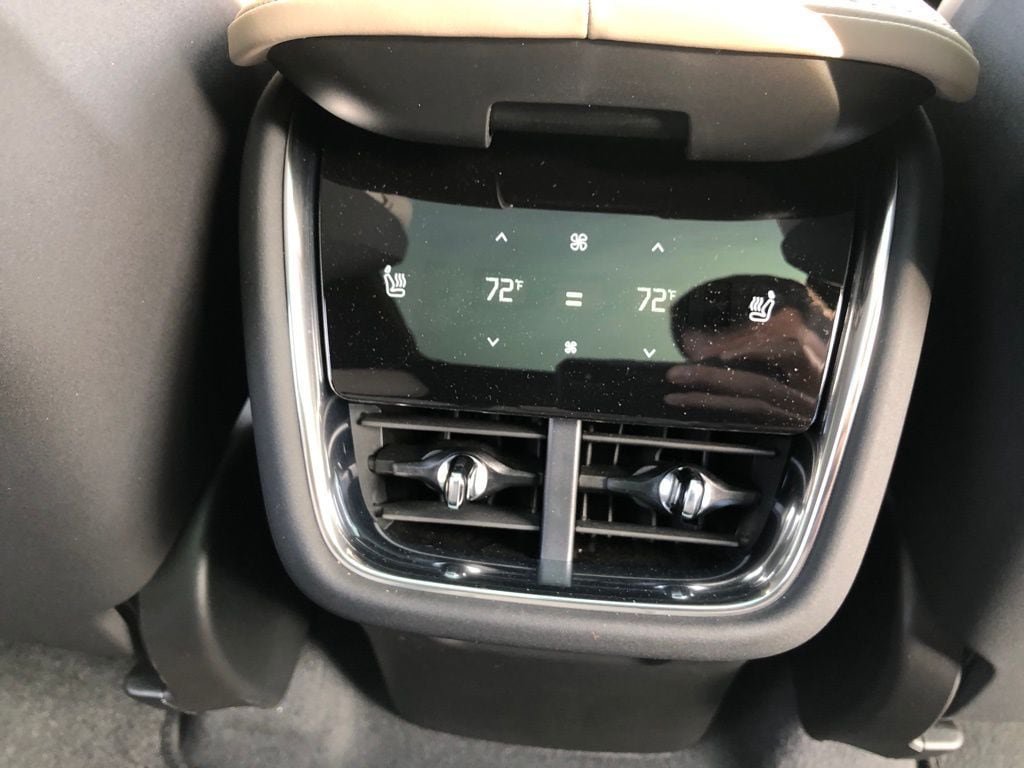 New 2026 Volvo EX90 Ultra AWD/4WD image 31