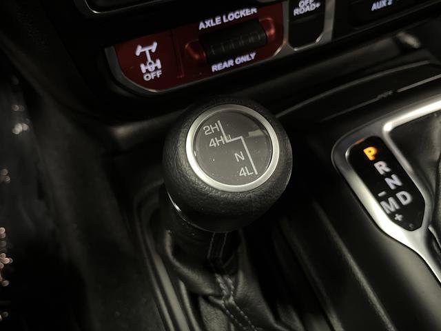 Used 2024 Jeep Wrangler Unlimited Sport AWD/4WD image 21