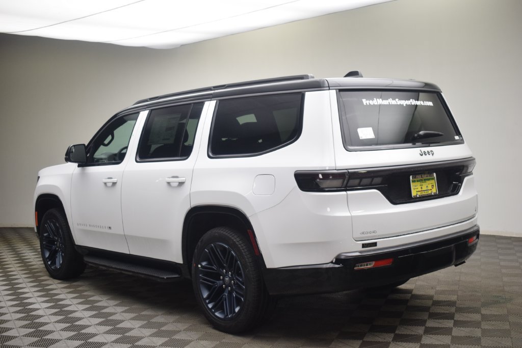 New 2026 Jeep Grand Wagoneer 4WD image 13