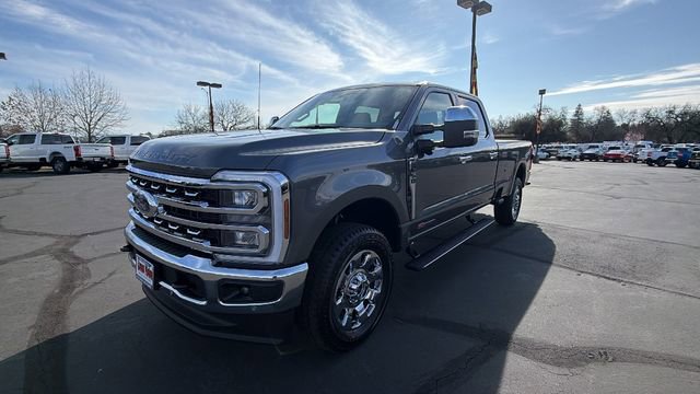 New 2026 Ford F350 Lariat w/ Lariat Ultimate Package