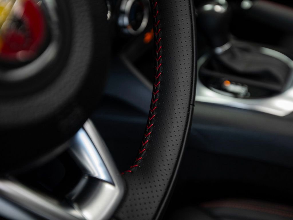 Used 2020 FIAT 124 Spider Abarth w/ Convenience Group image 18