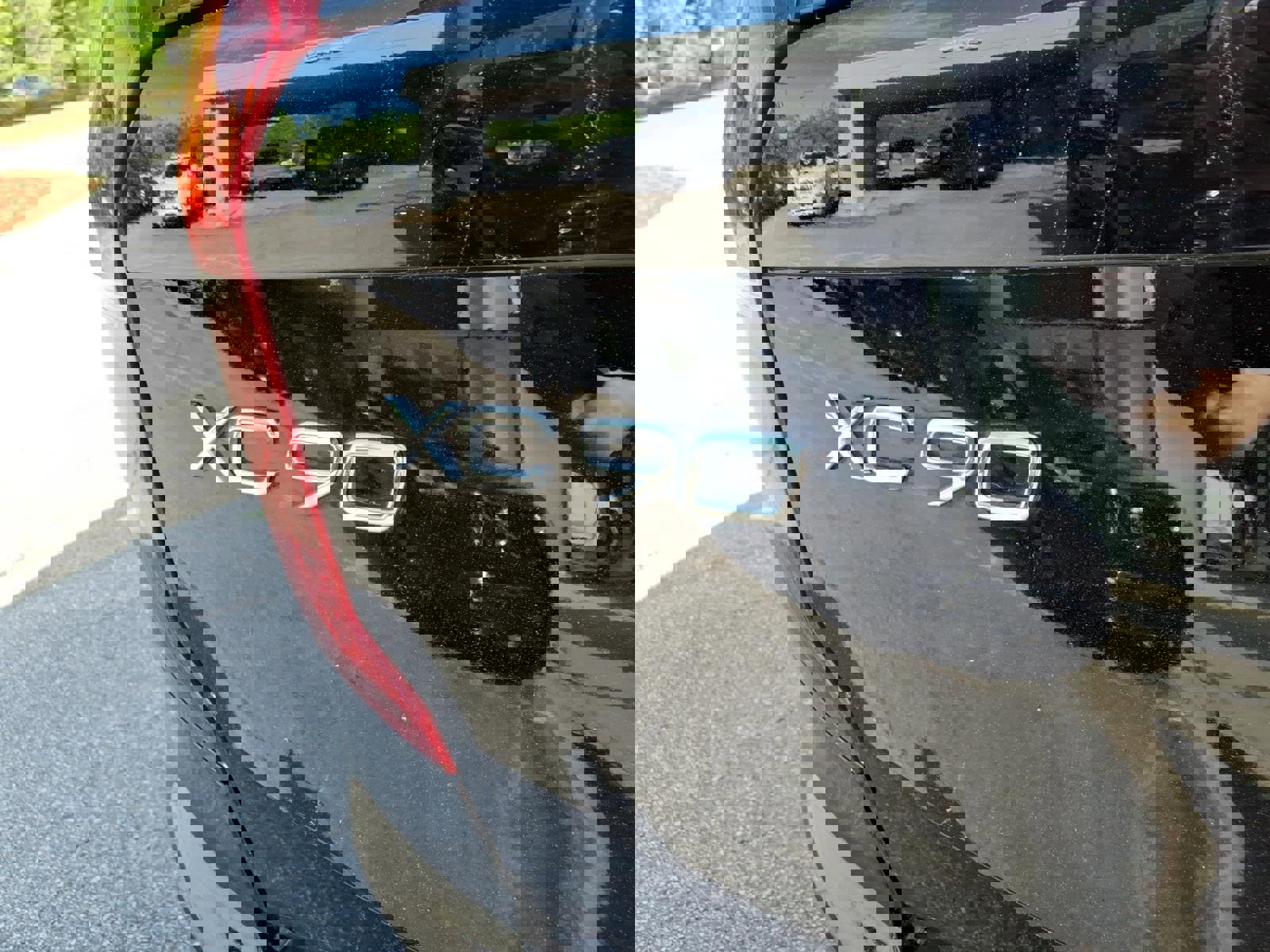 Certified 2023 Volvo XC90 B6 Ultimate w/ Lounge Package AWD/4WD image 5