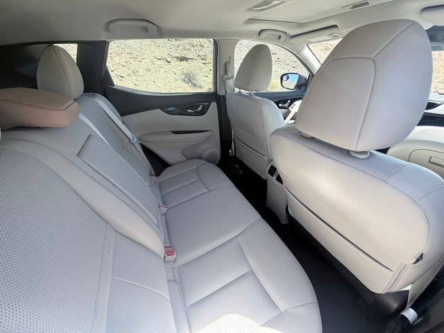 Certified 2022 Nissan Rogue Sport SL w/ Premium Package FWD image 33
