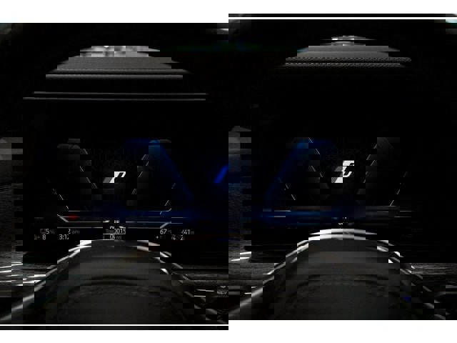 Used 2025 BMW i7 eDrive50 w/ Premium Package image 71