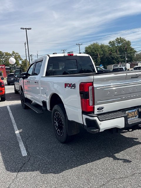 Certified 2024 Ford F250 Platinum w/ FX4 Off-Road Package AWD/4WD image 12