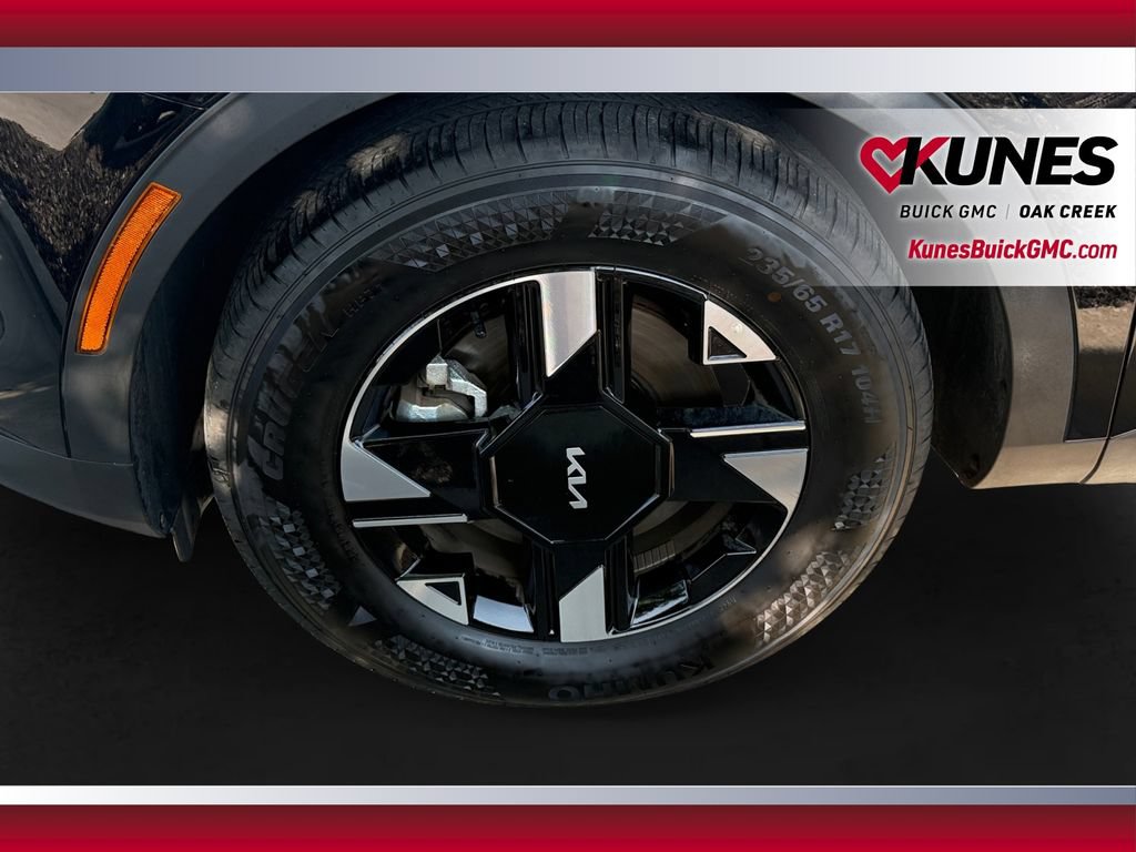 Used 2026 Kia Sportage LX FWD image 13