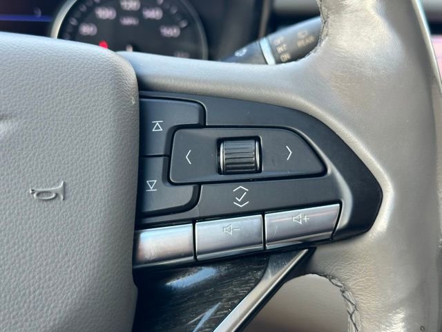 Used 2020 Cadillac XT6 Premium Luxury image 19