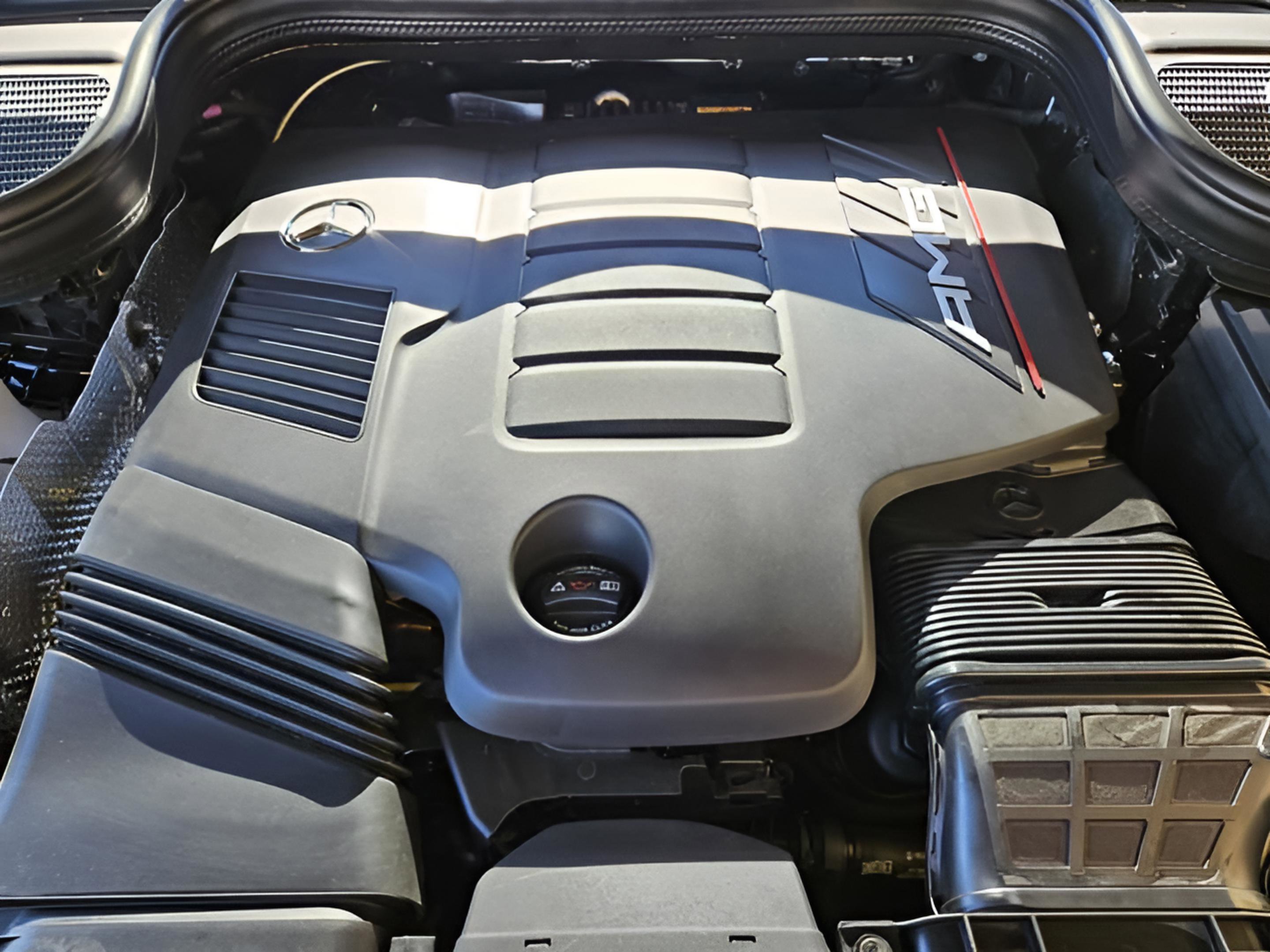 Certified 2025 Mercedes-Benz GLE 53 AMG 4MATIC image 31