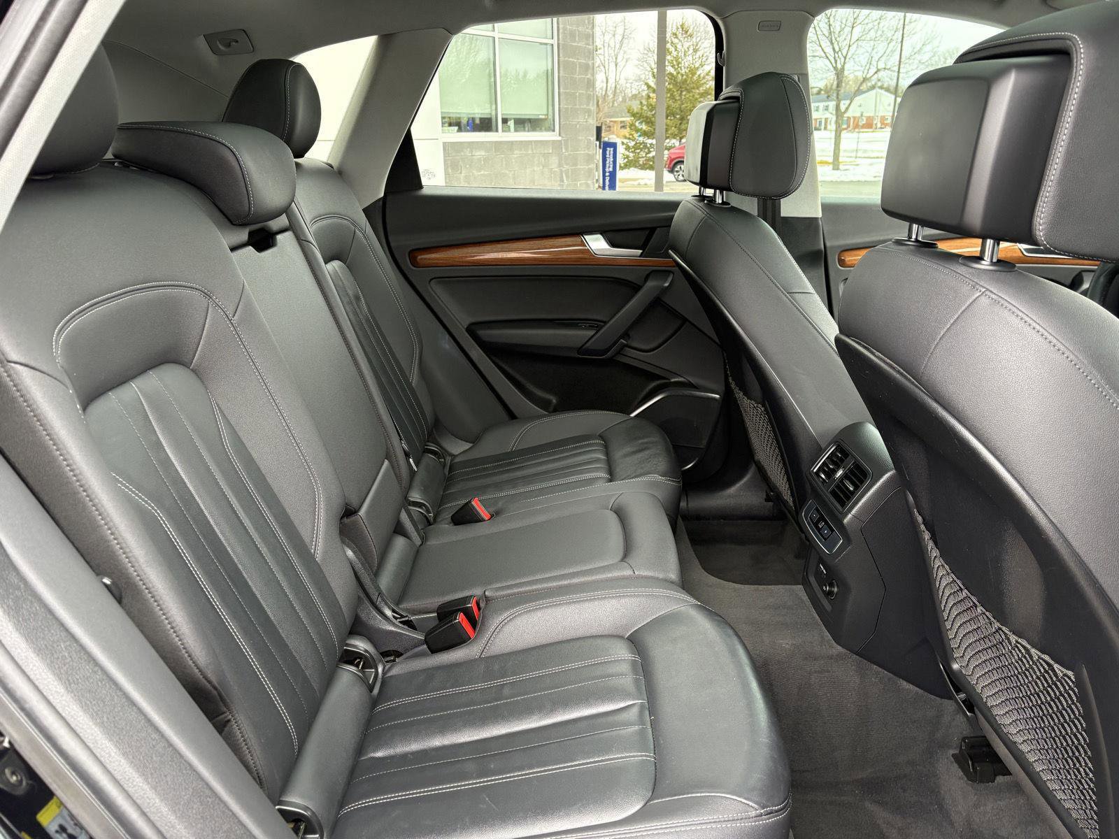 Used 2021 Audi Q5 Premium w/ Convenience Package image 21