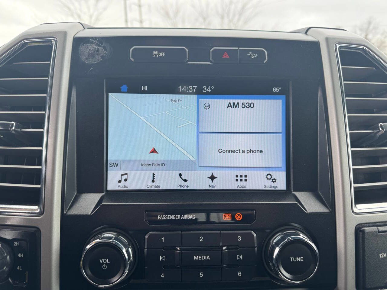 Used 2017 Ford F250 Lariat w/ FX4 Off-Road Package image 24