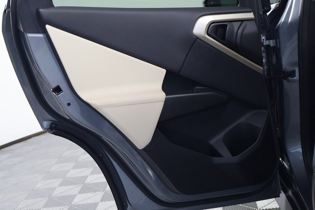 Used 2025 BMW X3 xDrive30i w/ Convenience Package image 13