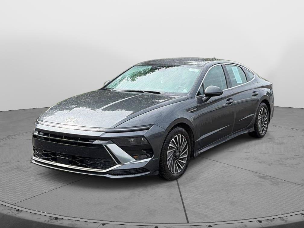 Used 2025 Hyundai Sonata SEL FWD image 3