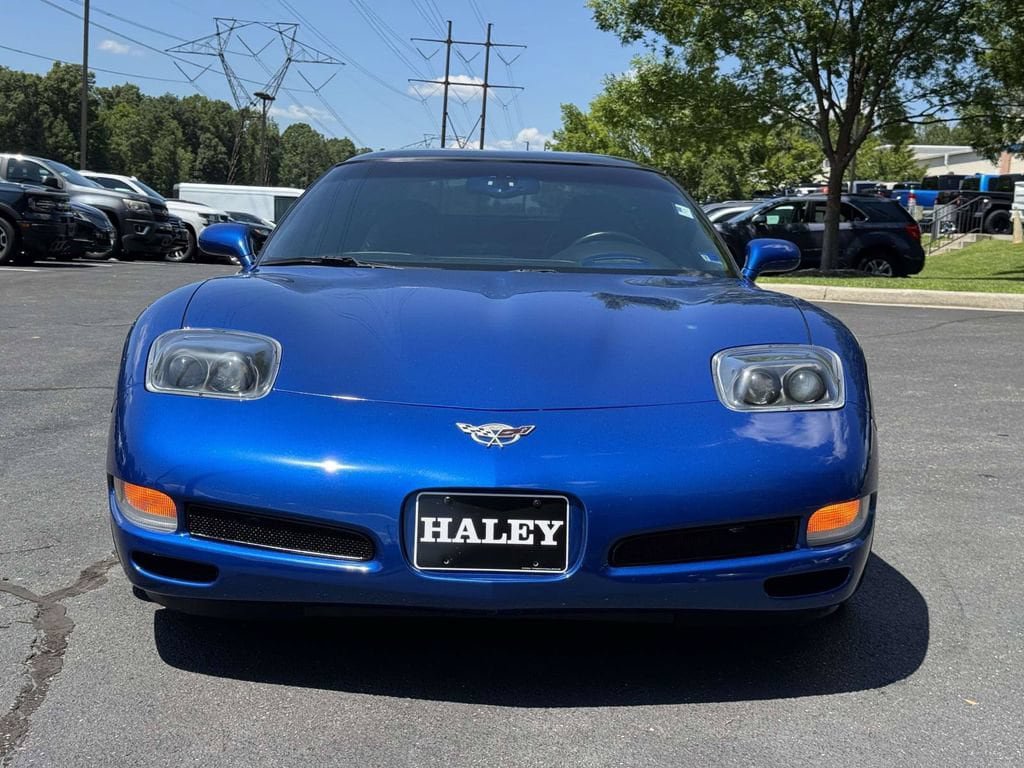Used 2003 Chevrolet Corvette Coupe w/ Preferred Equipment Group RWD image 25