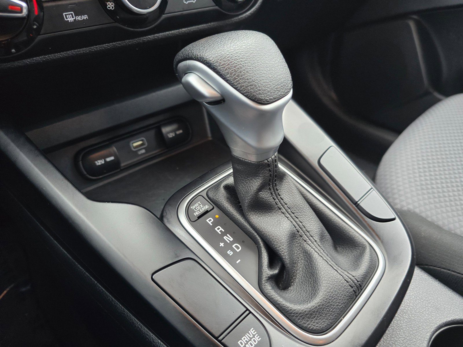 Used 2024 Kia Soul LX w/ Option Group 015 image 30