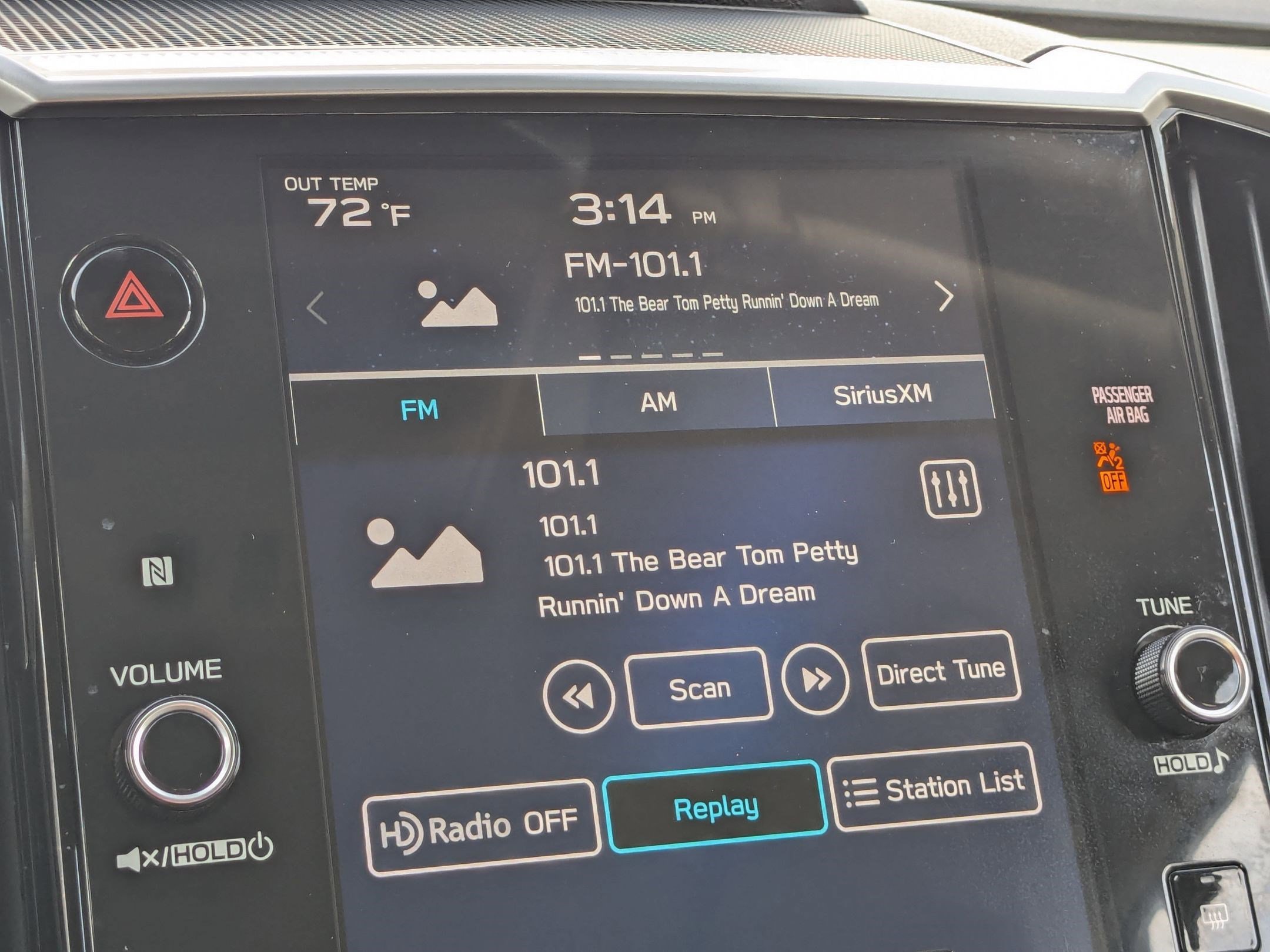 Used 2023 Subaru Ascent Limited w/ Technology Package image 22