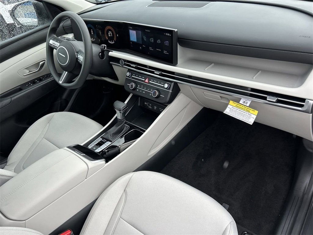 New 2026 Hyundai Tucson SE image 18