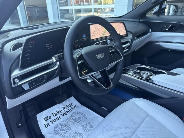 Certified 2024 Cadillac Lyriq Luxury w/ LPO, Floor Liner Package AWD/4WD image 49