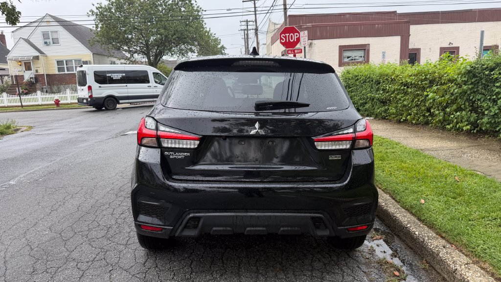 Used 2024 Mitsubishi Outlander Sport LE AWD/4WD image 6