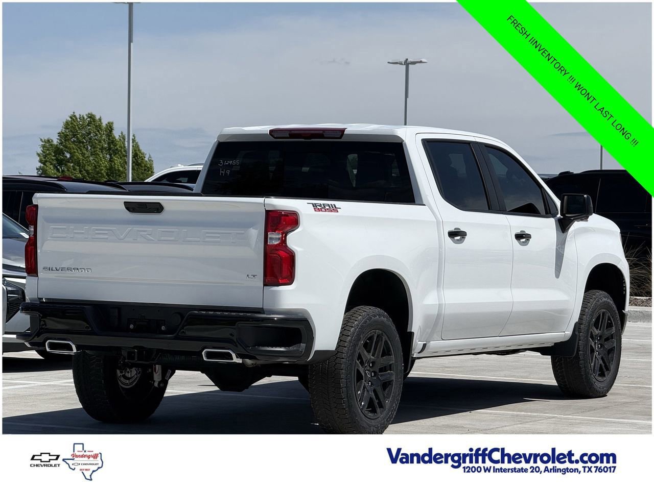 New 2026 Chevrolet Silverado 1500 LT Trail Boss w/ LT Trail Boss Premium Package AWD/4WD image 4